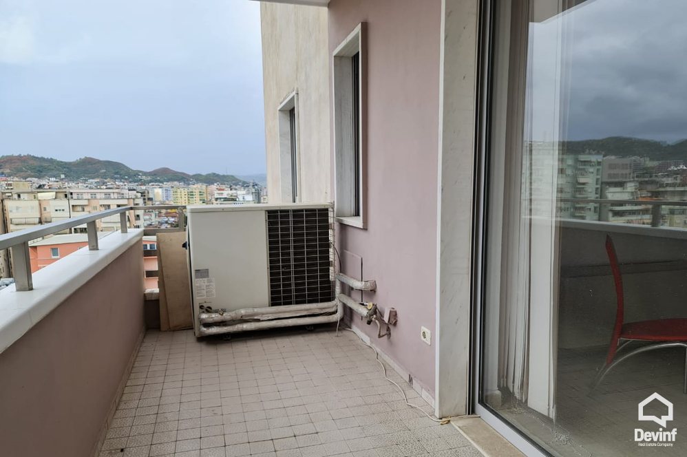 Tirane Shitje Apartament 3+1+G Apartament ne zonen e Bllokut apartament zyre