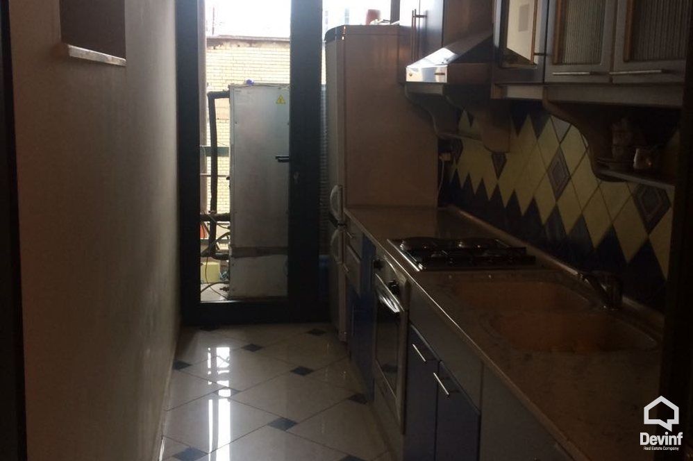 Tirane Qera Apartament 3+1 Apartament ne Rr. Ibrahim Rugova apartament zyre