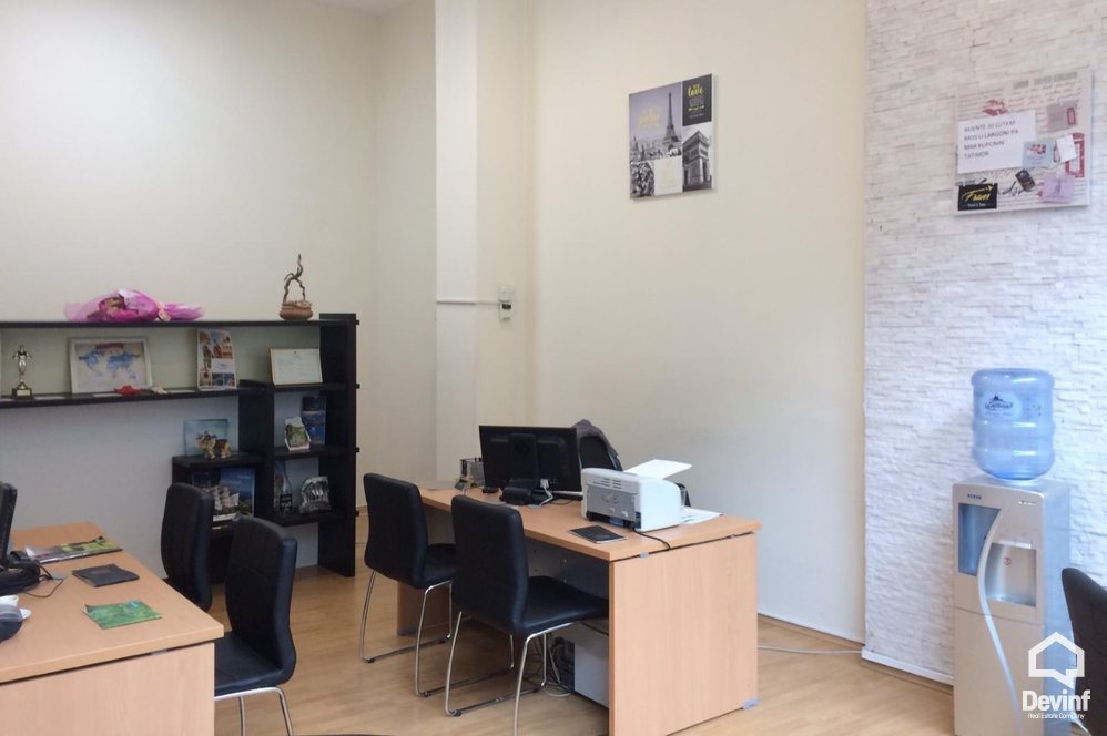 Tirane For Rent Shop  Shop close to Str. Myslym Shyri Office Shop