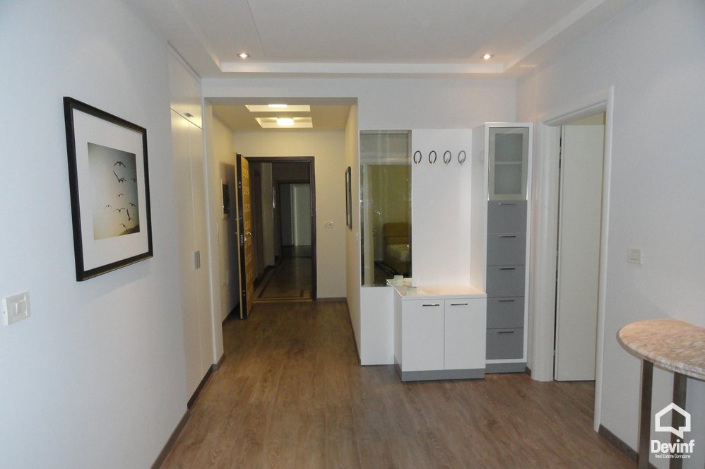 Tirane Qera Apartament 2+1+G Apartament ne zonen prane Liqenit te Tiranes apartament