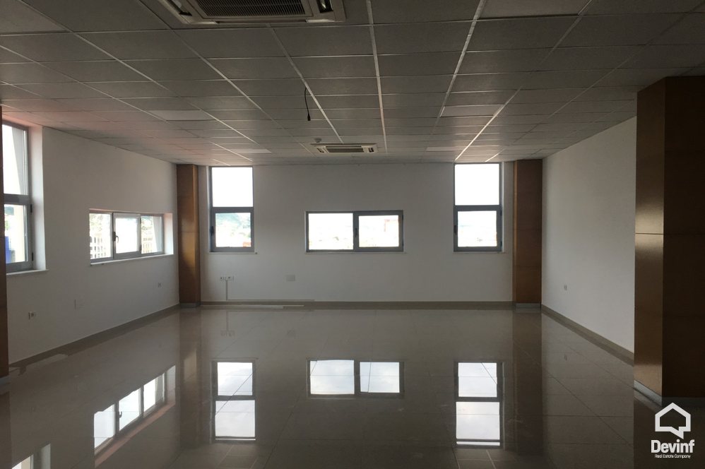 Tirane Qera Zyre  Rruga Industriale, Autostrtada Tirane Durres zyre qender biznesi