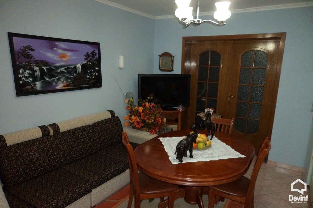 Tirane Shitje Apartament 2+1+G Pallati ndodhet prane Stadiumit Dinamo apartament