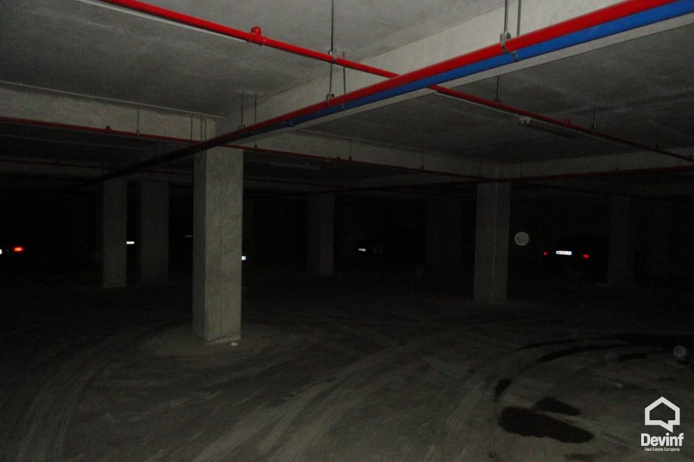 Tirane Qera Zyre  Zyre ne Rr. Kavajes zyre