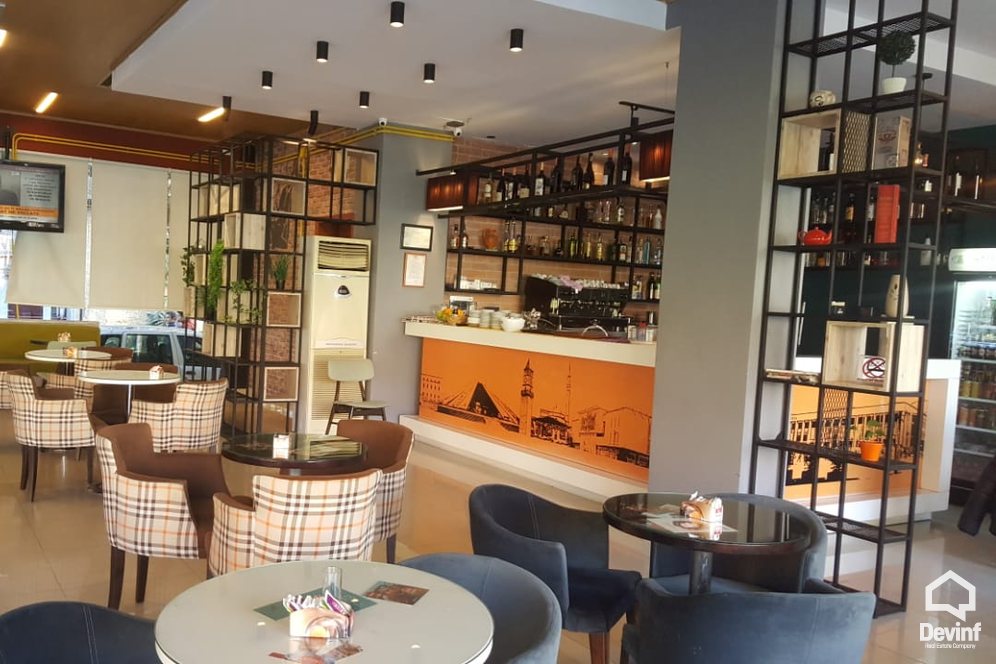Tirane Qera Bar-Restorant  Bar-Kafe ne Bulevardin Bajram Curri dyqan bar kafe