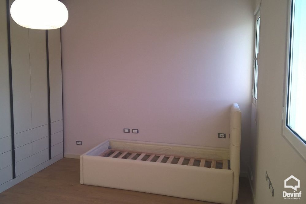 Tirane Qera Apartament 2+1+A Apartament ne qender te Tiranes apartament