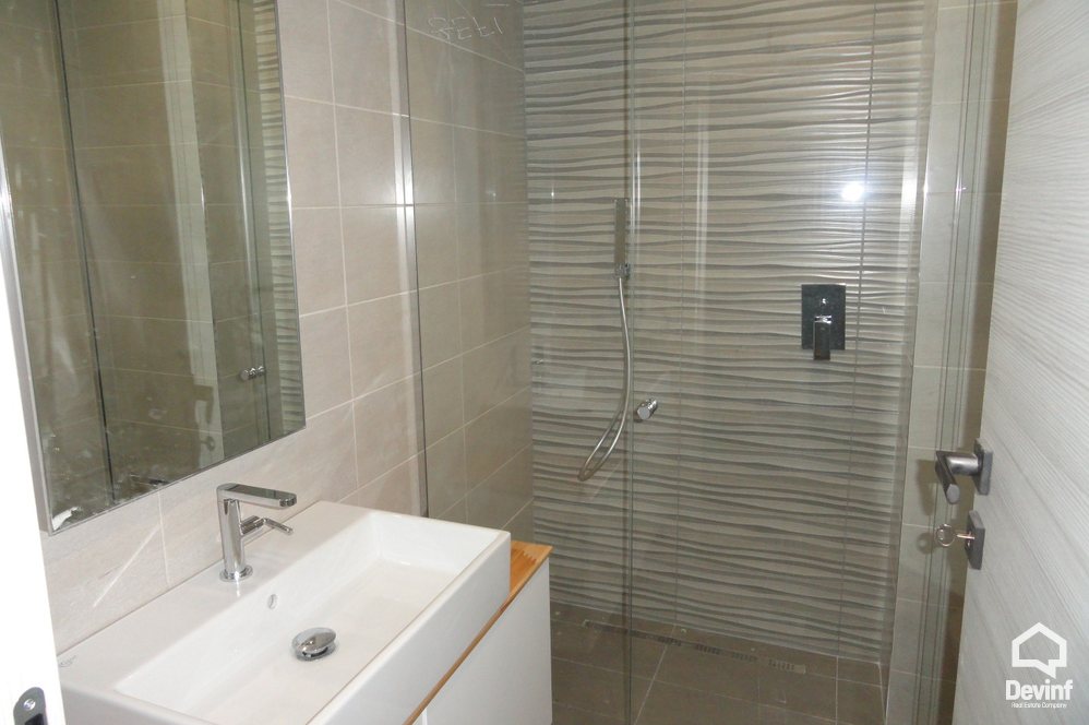 Tirane For Rent Villa Me shume se 4 dhoma Near Shopping Center TEG. Residential Complex