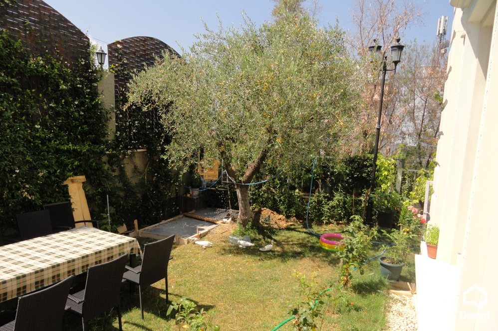 Tirane For Rent Villa Me shume se 4 dhoma Near Shopping Center TEG. Residential Complex