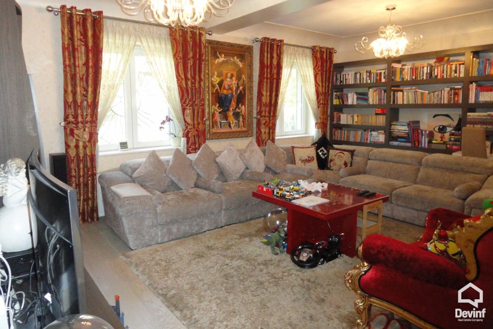 Ne Shitje Apartament 3+1+A Prane zones se ish Bllokut Tirane
