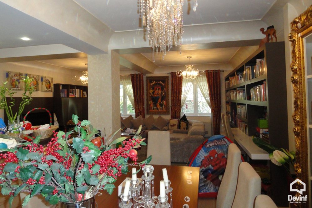 Tirane Shitje Apartament 3+1+A Prane zones se ish Bllokut apartament