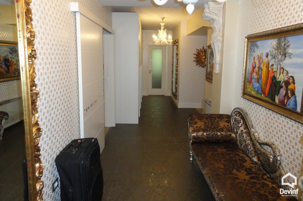 Tirane Shitje Apartament 3+1+A Prane zones se ish Bllokut apartament