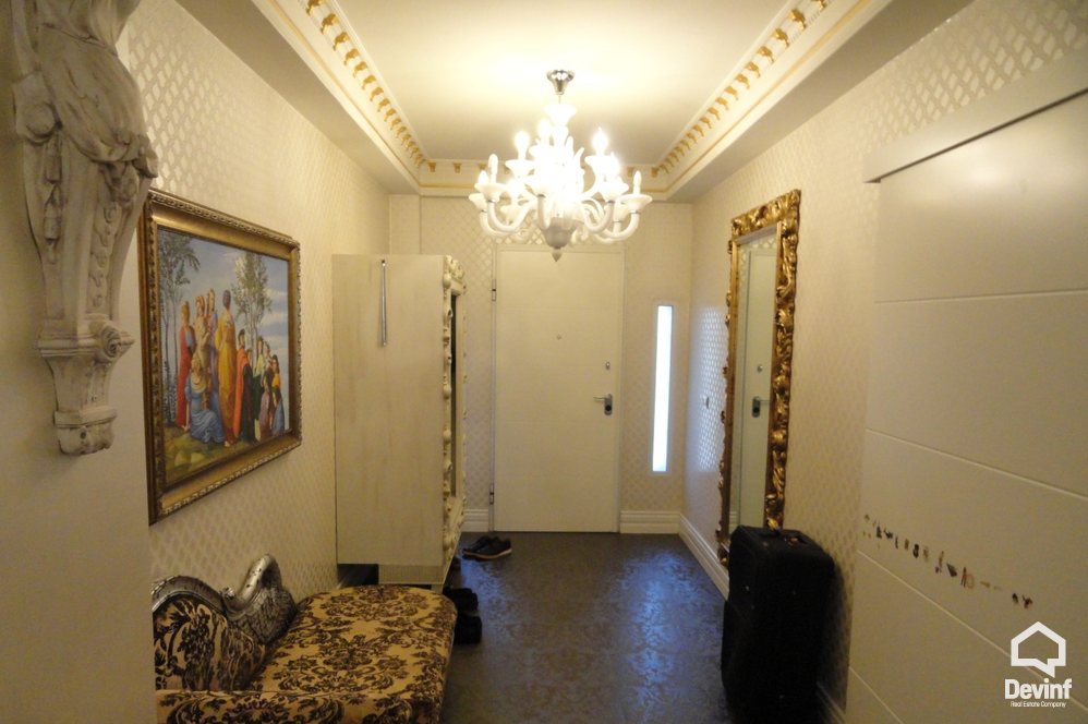 Tirane Shitje Apartament 3+1+A Prane zones se ish Bllokut apartament