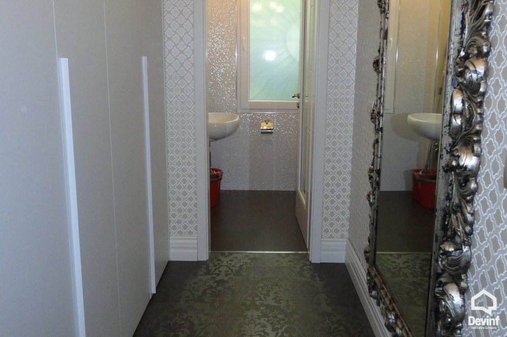 Tirane Shitje Apartament 3+1+A Prane zones se ish Bllokut apartament