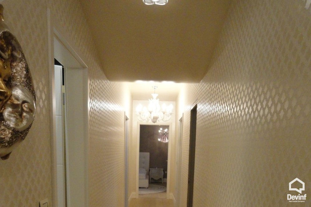Tirane Shitje Apartament 3+1+A Prane zones se ish Bllokut apartament