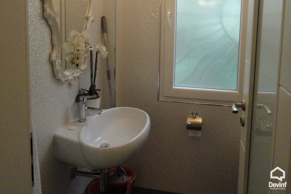 Tirane Shitje Apartament 3+1+A Prane zones se ish Bllokut apartament