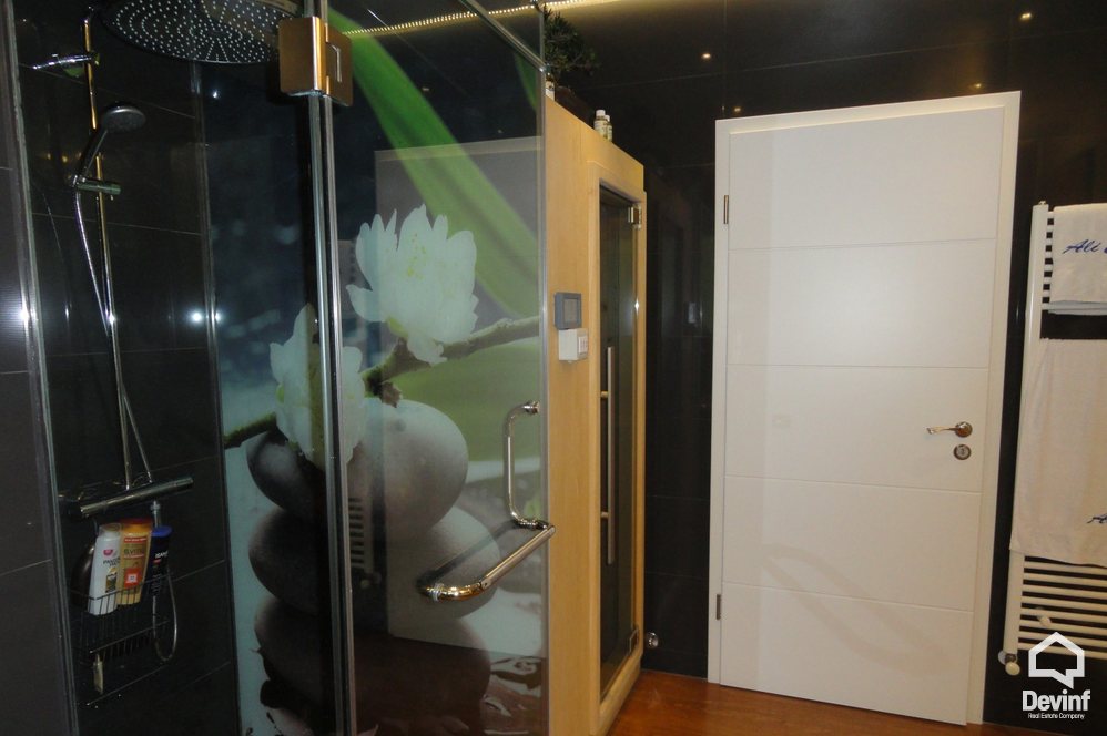 Tirane Shitje Apartament 3+1+A Prane zones se ish Bllokut apartament