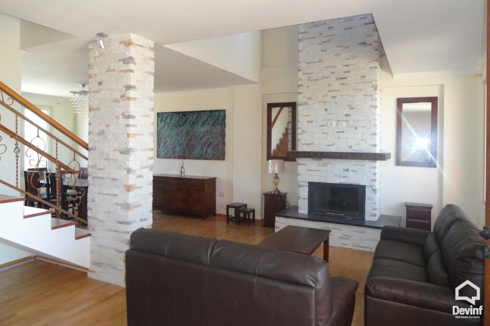 Tirane Qera Apartament Me shume se 4 dhoma Dubleks ne zonen e Linxes apartament