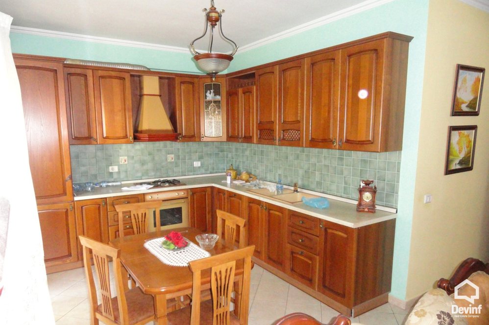 Tirane Shitje Apartament 2+1+A Rruga e Dibres apartament