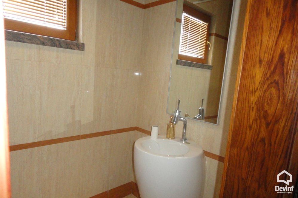  For Sale Office  Office close to Stadium Qemal Stafa Office