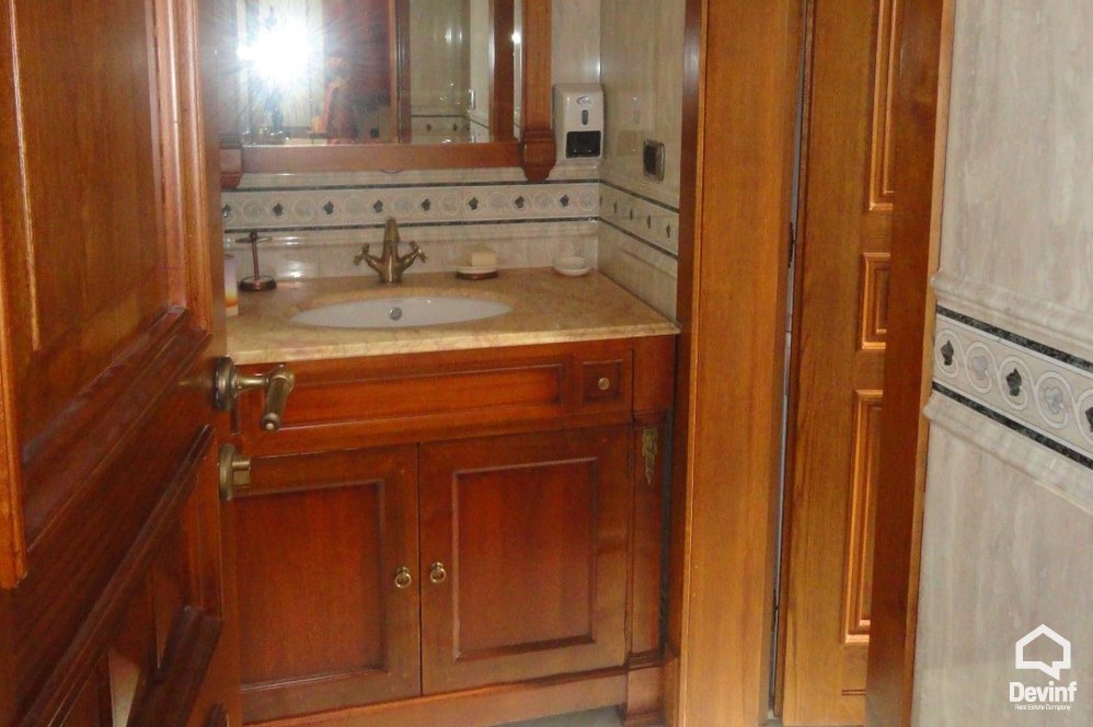 Tirane For Rent Office  Office close to Sheraton Hotel Office