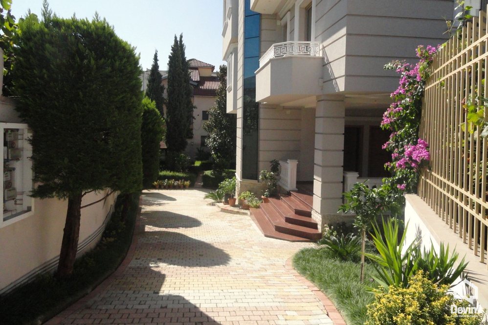 Tirane For Rent Apartment 2+1+A Apartment in Str. Mihal Grameno Apartment
