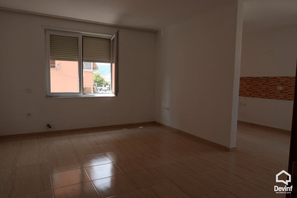 Tirane Shitje Apartament 2+1+A Rruga Myslym Shyri apartament
