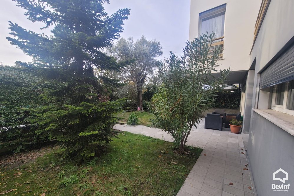 Tirane For Rent Villa 3+1+G Villa in a residential complex near TEG Shopping Center Villa Residential Complex
