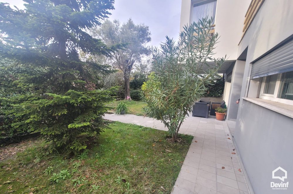 Tirane For Rent Villa 3+1+G Villa in a residential complex near TEG Shopping Center Villa Residential Complex