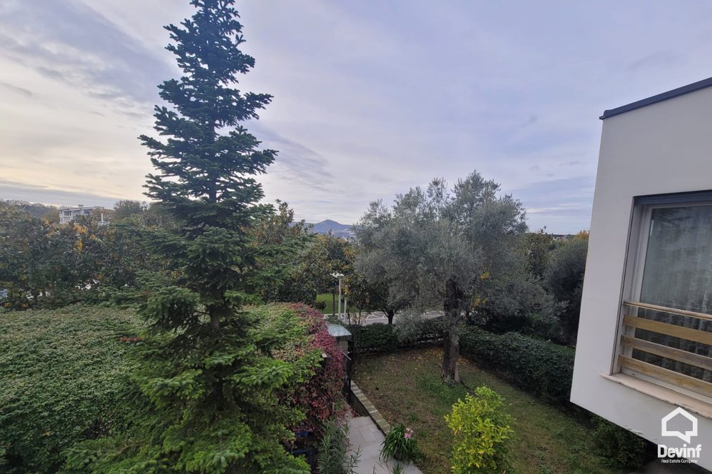Tirane For Rent Villa 3+1+G Villa in a residential complex near TEG Shopping Center Villa Residential Complex