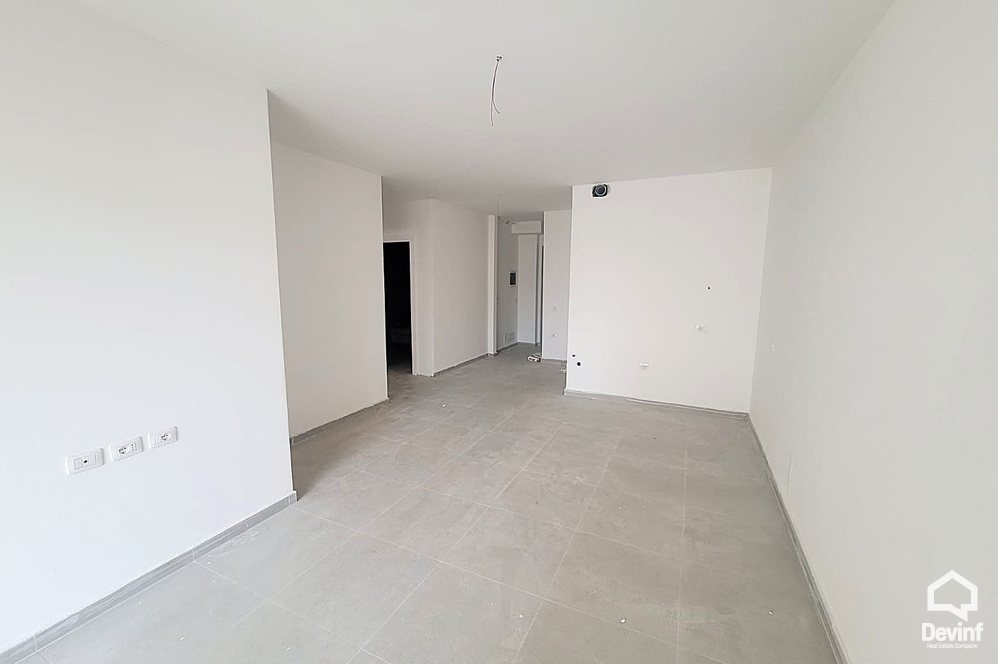 Tirane Qera Apartament 1+1 Zyra ne qender te Tiranes apartament Noter Zyre zyre avokati