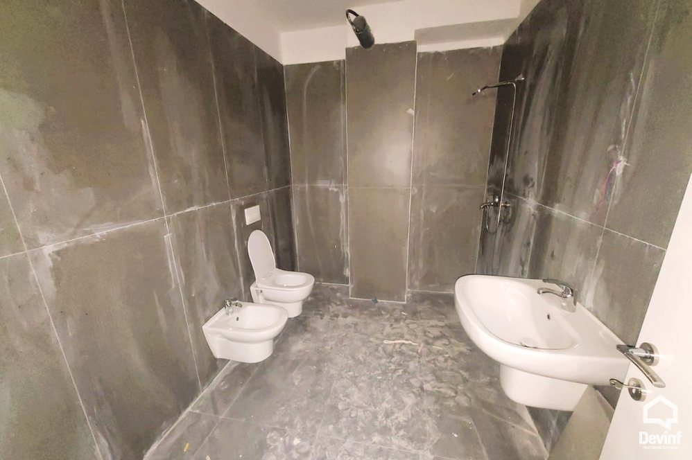 Tirane Qera Apartament 1+1 Zyra ne qender te Tiranes apartament Noter Zyre zyre avokati