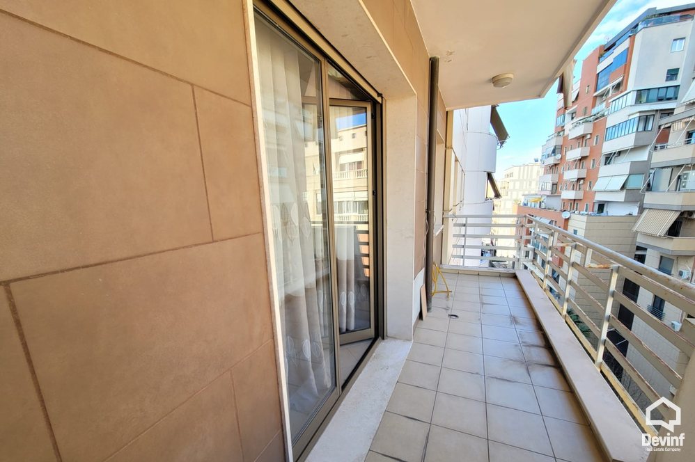 Tirane Qera Apartament 2+1 Apartament ne qender te Tiranes apartament