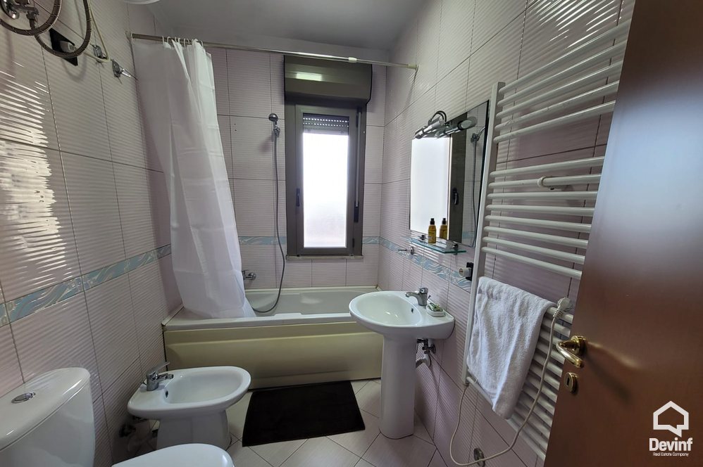 Tirane Qera Apartament 2+1 Apartament ne qender te Tiranes apartament