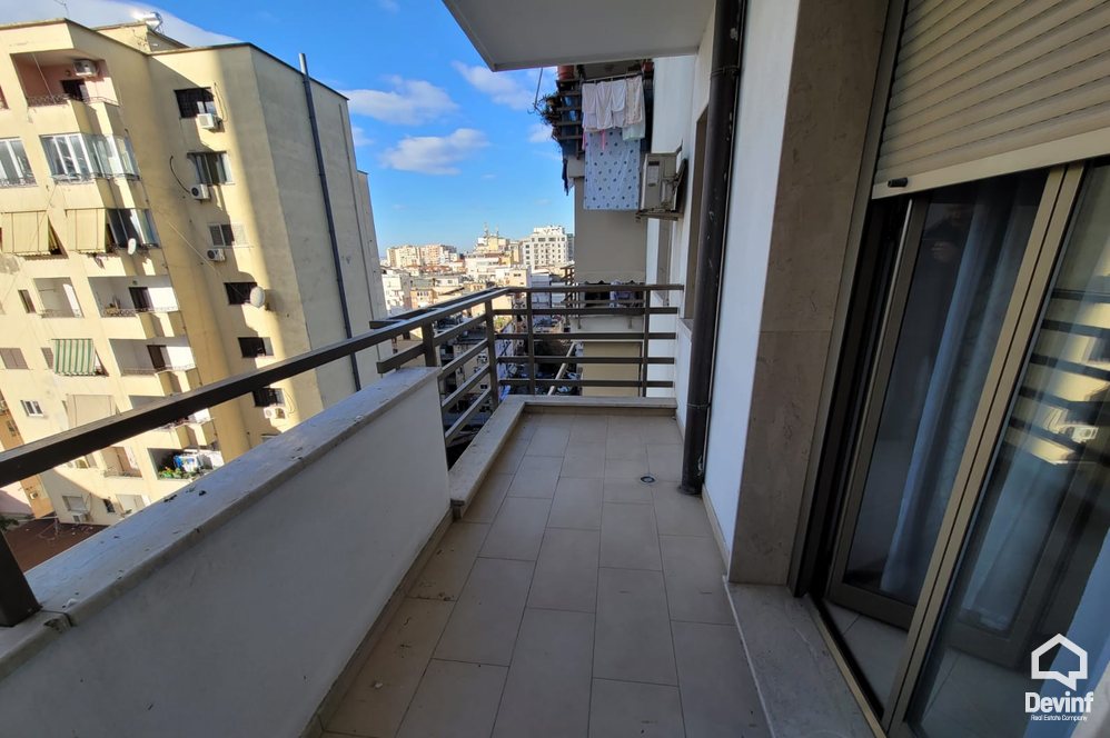 Tirane Qera Apartament 2+1 Apartament ne qender te Tiranes apartament