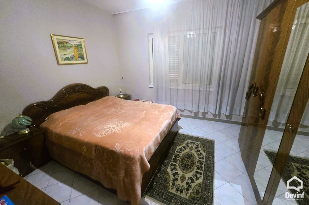 Tirane Qera Apartament 3+1 Apartament 3+1 tek zona e Brrylit, Tirane apartament