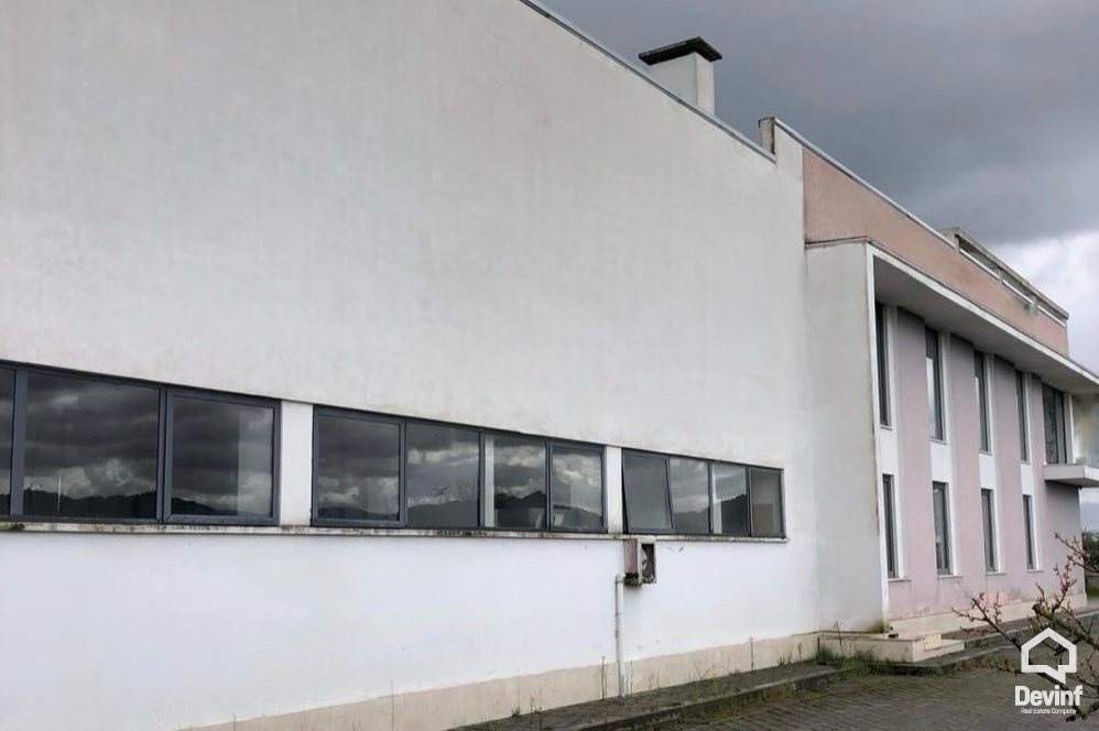 Tirane Shitje Magazine  Fushë-Krujë magazine industri
