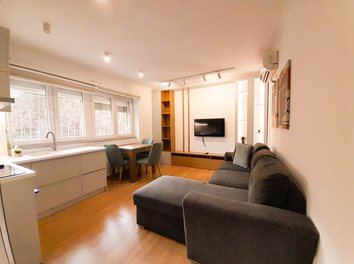 Apartament Shitje Rruga Muhamet Gjollesha, prane Fakultetit te Inxhinierise se Ndertimit