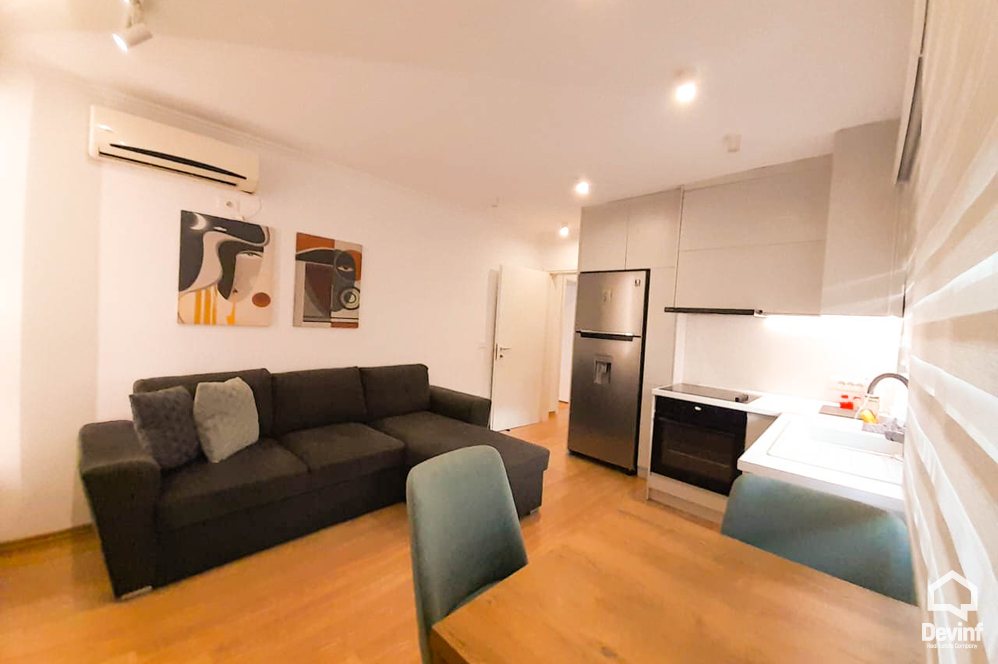 Tirane For Sale Apartment 2+1+A Muhamet Gjollesha street, near the Faculty of Civil Engineering Apartment Office klinike dentare qender estetike studio ligjore Booking/AirBnB