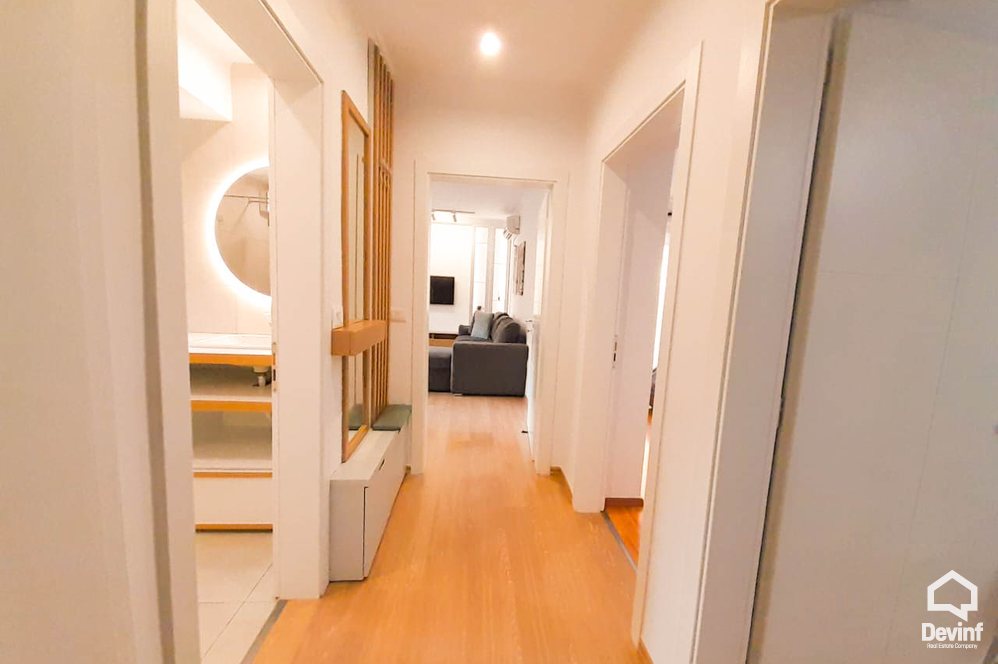 Tirane For Sale Apartment 2+1+A Muhamet Gjollesha street, near the Faculty of Civil Engineering Apartment Office klinike dentare qender estetike studio ligjore Booking/AirBnB