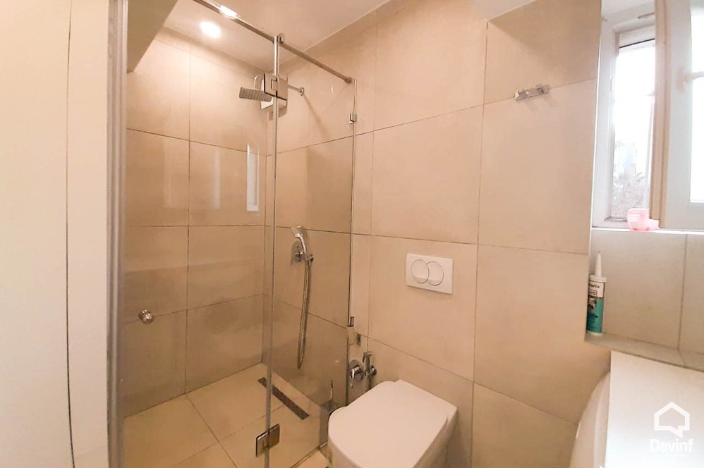 Tirane For Sale Apartment 2+1+A Muhamet Gjollesha street, near the Faculty of Civil Engineering Apartment Office klinike dentare qender estetike studio ligjore Booking/AirBnB