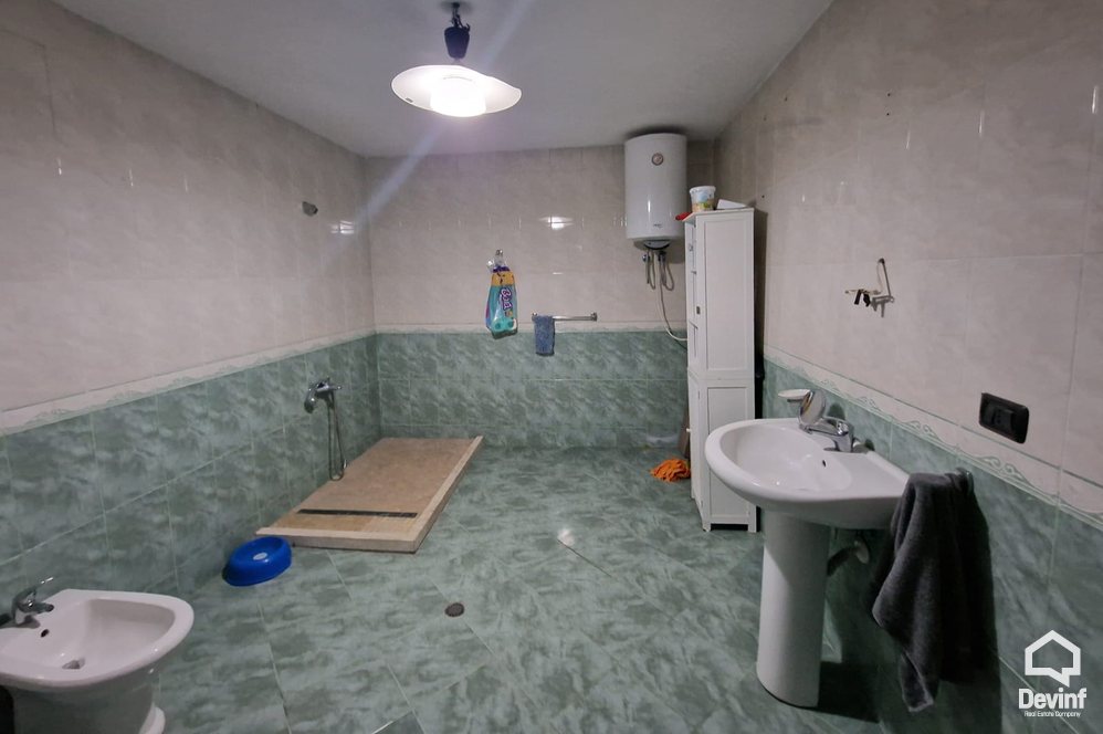 Tirane Shitje Apartament 2+1 Bulevardi Bajram Curri, prane Maternitetit te Ri apartament