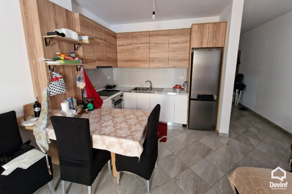 Durres Shitje Apartament 2+1 Pista Iliria apartament bregdet Booking/AirBnB