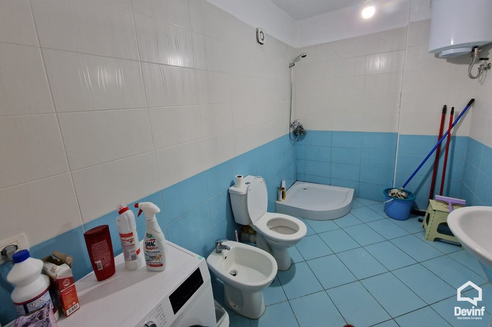 Durres Shitje Apartament 2+1 Pista Iliria apartament bregdet Booking/AirBnB