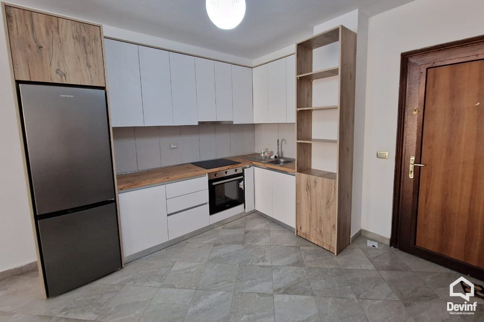 Durres Shitje Apartament 2+1 Pista Iliria apartament bregdet Booking/AirBnB