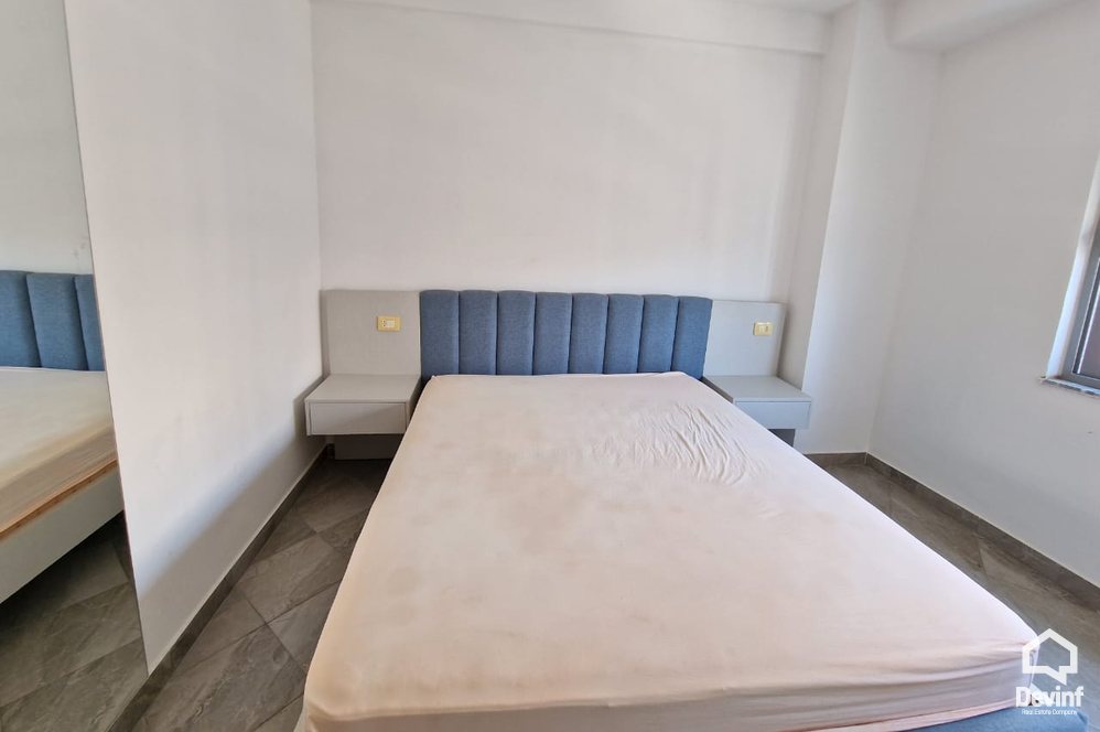 Durres Shitje Apartament 2+1 Pista Iliria apartament bregdet Booking/AirBnB