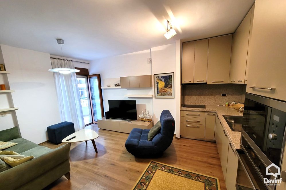 Tirane Qera Apartament 2+1+A Apartament vetem 150 metra larg Sheshit Skenderbej apartament