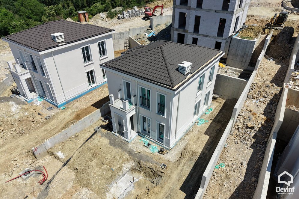 Tirane For Sale Villa  Residential Complex near the Lake of Farka Villa Residential Complex