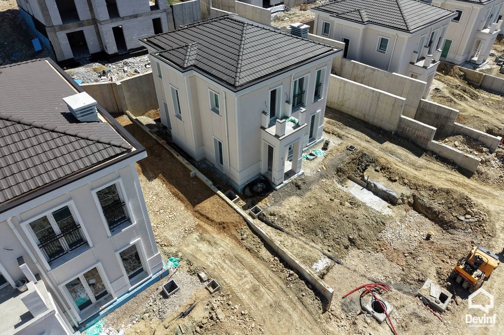 Tirane For Sale Villa  Residential Complex near the Lake of Farka Villa Residential Complex