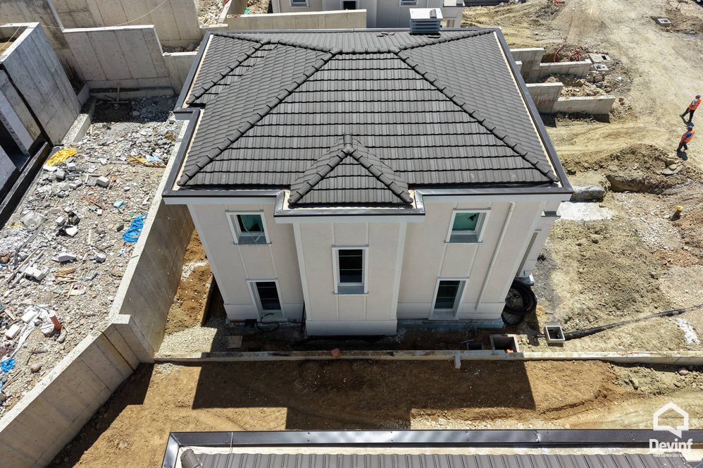 Tirane For Sale Villa  Residential Complex near the Lake of Farka Villa Residential Complex