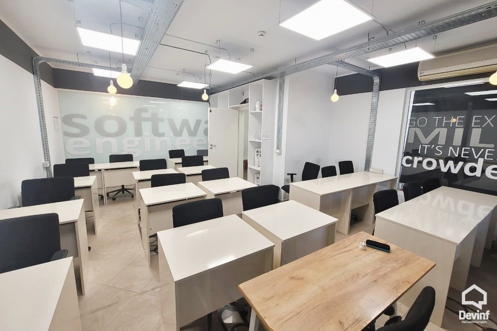 Tirane Qera Zyre  Zyre ne zonen e Bllokut zyre