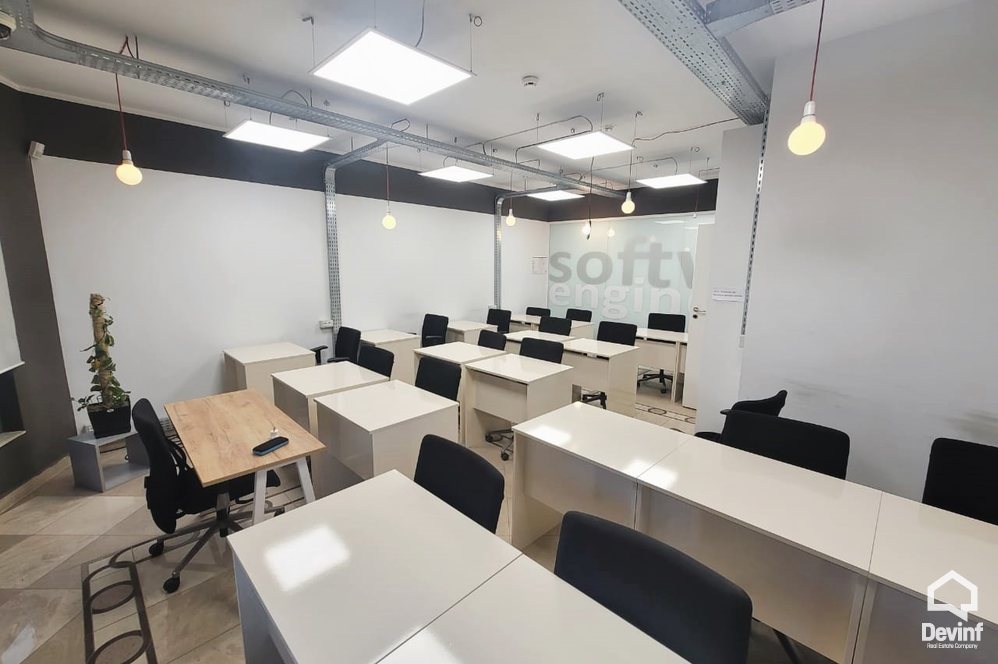 Tirane Qera Zyre  Zyre ne zonen e Bllokut zyre